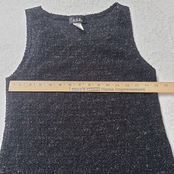 Top - Picture 7 of 8